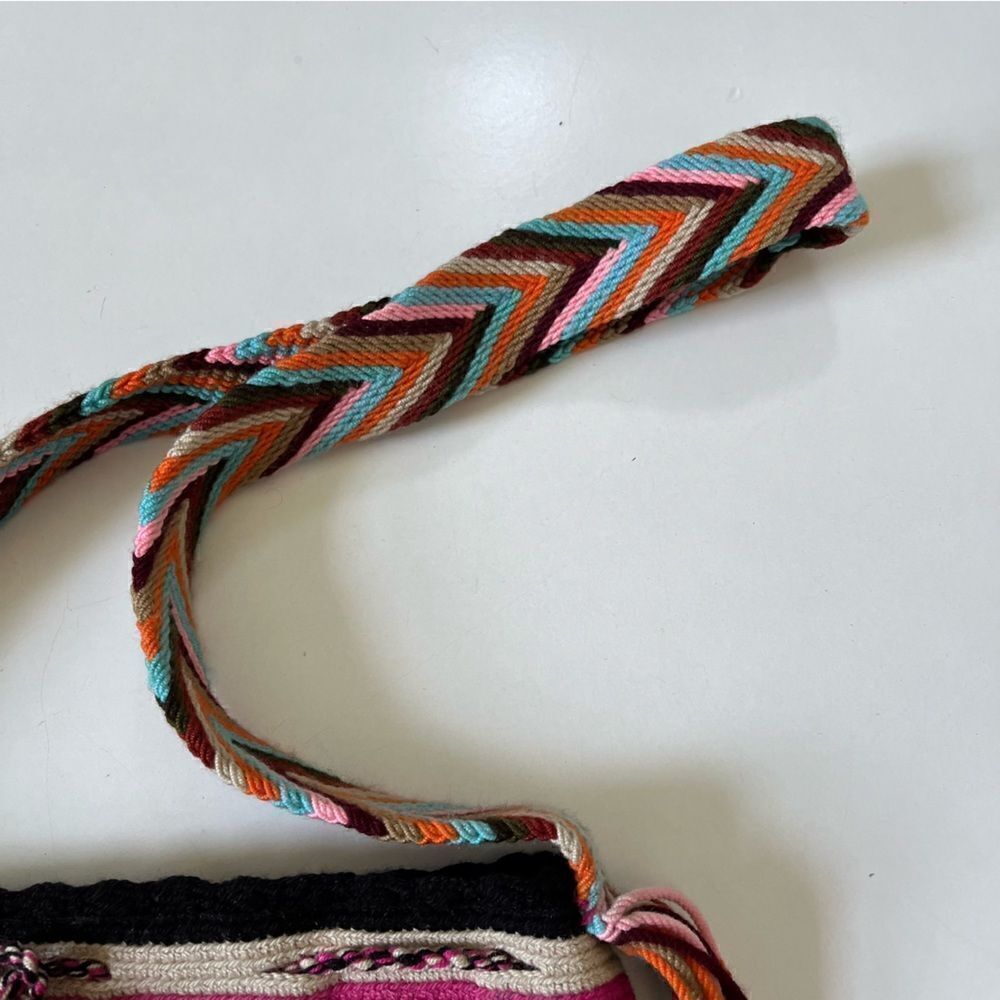 Vintage Woven Bag With Fringe Detail - Picture 4 of 7